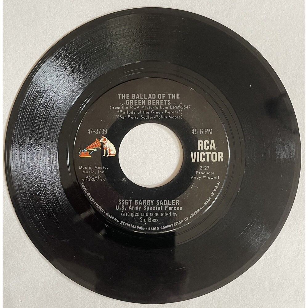 SGT BARRY SADLER Ballad Of The Green Berets/Letter From Vietnam 45 RCA 47-8739 - Picture 2 of 2